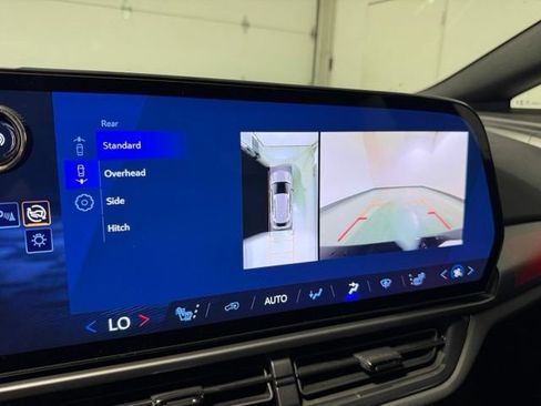 Certified 2024 Chevrolet Equinox EV RS AWD/4WD image 20