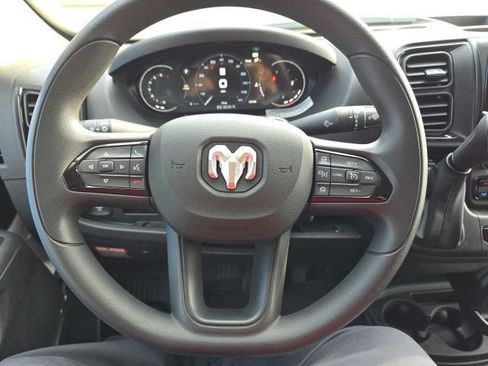 Used 2025 RAM ProMaster 2500 w/ U-Haul Equipment Group image 15