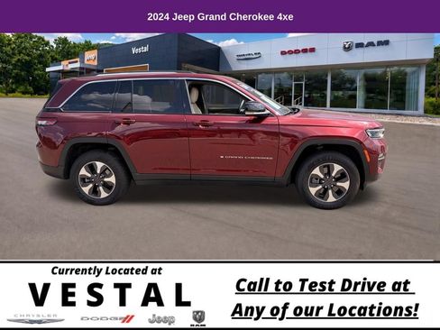 Used 2024 Jeep Grand Cherokee Limited 4xe AWD/4WD image 7
