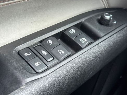 Used 2022 Jeep Compass Limited w/ Elite Group image 23