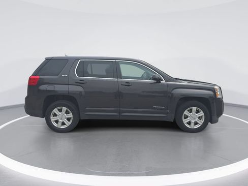 Used 2014 GMC Terrain SLE FWD image 2