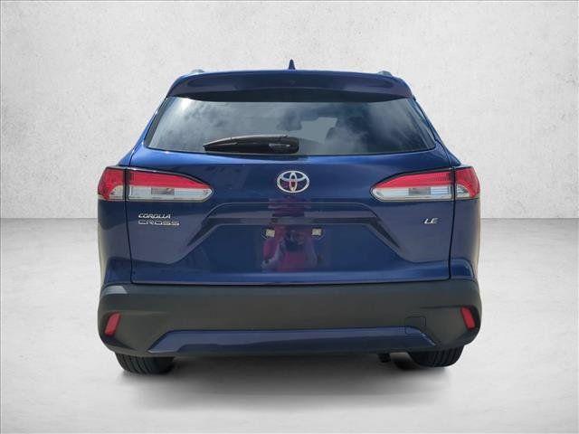 Certified 2023 Toyota Corolla Cross LE FWD image 6