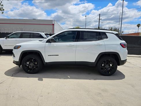 New 2026 Jeep Compass Latitude AWD/4WD image 4