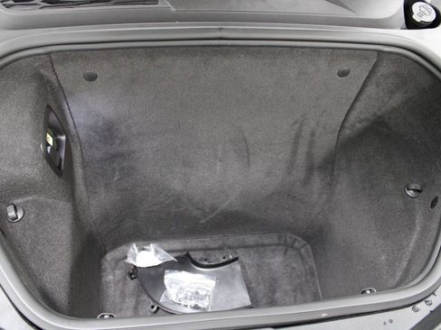 Used 2024 Chevrolet Corvette Stingray Coupe w/ Z51 Performance Package image 17