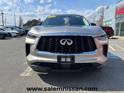 Used 2023 INFINITI QX60 Luxe AWD/4WD image 2