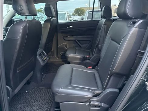 Used 2021 Volkswagen Atlas SE w/ Panoramic Sunroof Package image 5