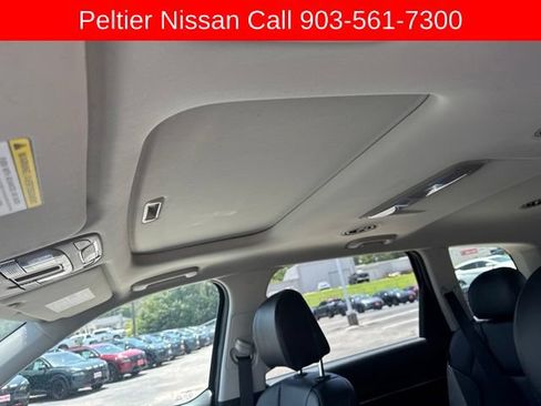 Used 2025 Kia Telluride S FWD image 12