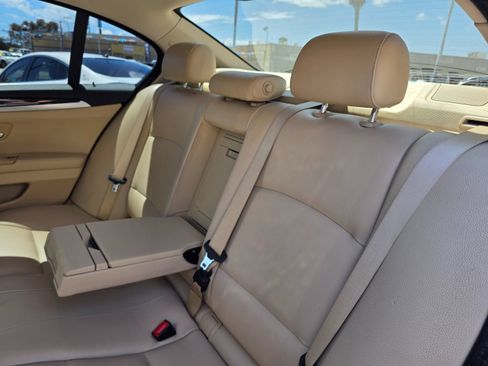 Used 2015 BMW 528i Sedan RWD image 18