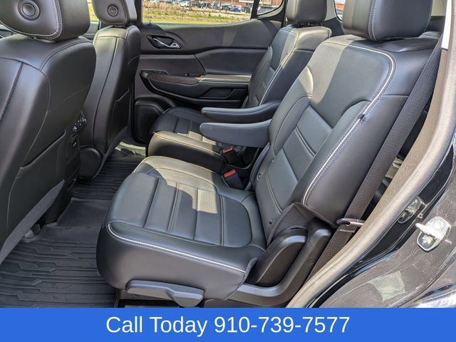 Used 2023 GMC Acadia Denali w/ Denali Ultimate Package FWD image 32