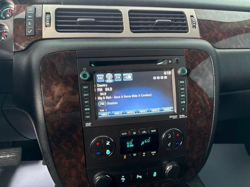 Used 2014 GMC Yukon Denali AWD/4WD image 36