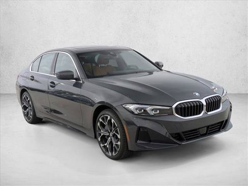 Used 2026 BMW 330i xDrive Sedan w/ Premium Package AWD/4WD image 7