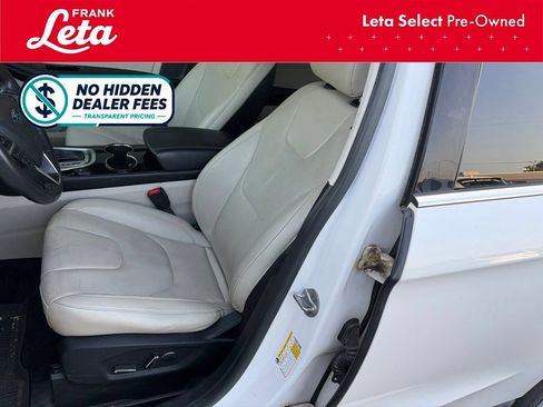 Used 2017 Ford Edge Titanium w/ Equipment Group 301A AWD/4WD image 11
