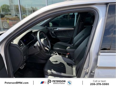 Used 2022 Volkswagen Tiguan SE R-Line AWD/4WD image 13