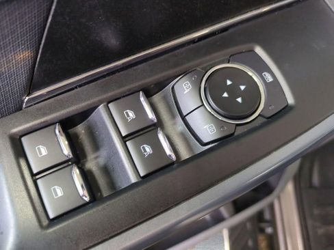 Used 2022 Ford F150 XLT w/ Equipment Group 302A High AWD/4WD image 15