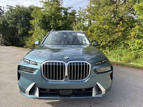 Certified 2023 BMW X7 xDrive40i w/ Executive Package image 2