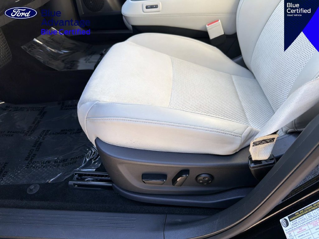 Used 2024 Nissan Ariya FWD image 18