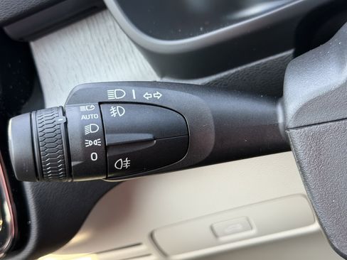 New 2026 Volvo XC40 B5 Plus w/ Climate Package image 28