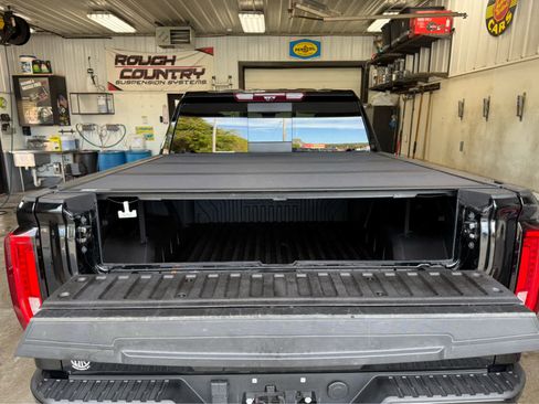 Used 2023 GMC Sierra 1500 Denali w/ Denali Reserve Package image 26