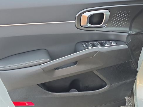 New 2026 Kia Sorento S image 19