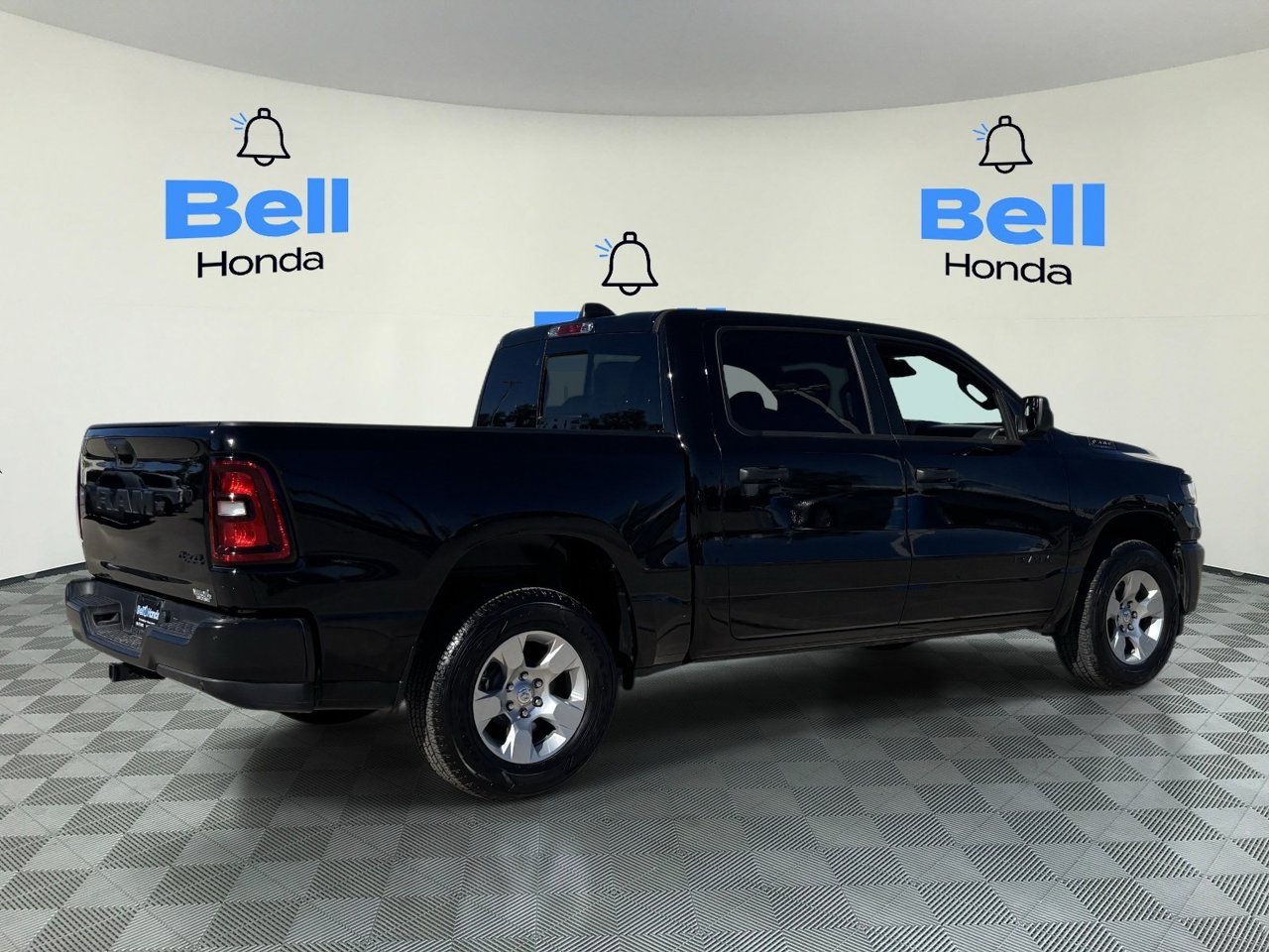Used 2025 RAM 1500 Tradesman AWD/4WD image 4