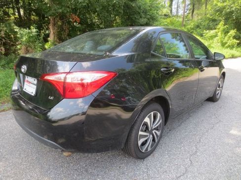 Used 2019 Toyota Corolla LE image 4