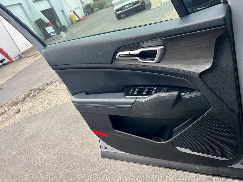 Certified 2024 Kia Sportage X-Line AWD/4WD image 19
