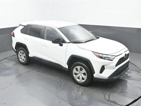 Used 2023 Toyota RAV4 LE FWD image 13