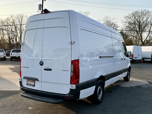 Used 2023 Mercedes-Benz Sprinter 2500 image 6