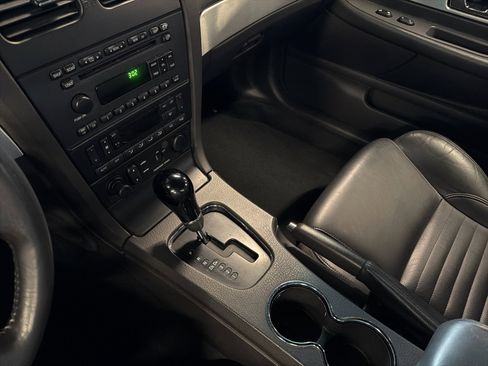 Used 2002 Ford Thunderbird Deluxe image 18