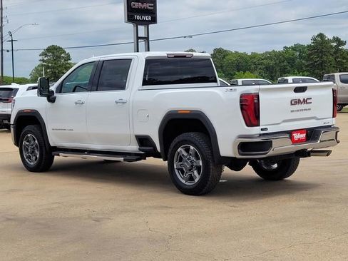 New 2026 GMC Sierra 2500 SLT AWD/4WD image 4
