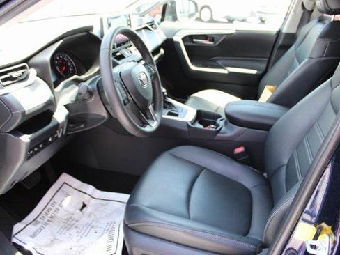 Certified 2020 Toyota RAV4 XLE Premium AWD/4WD image 7