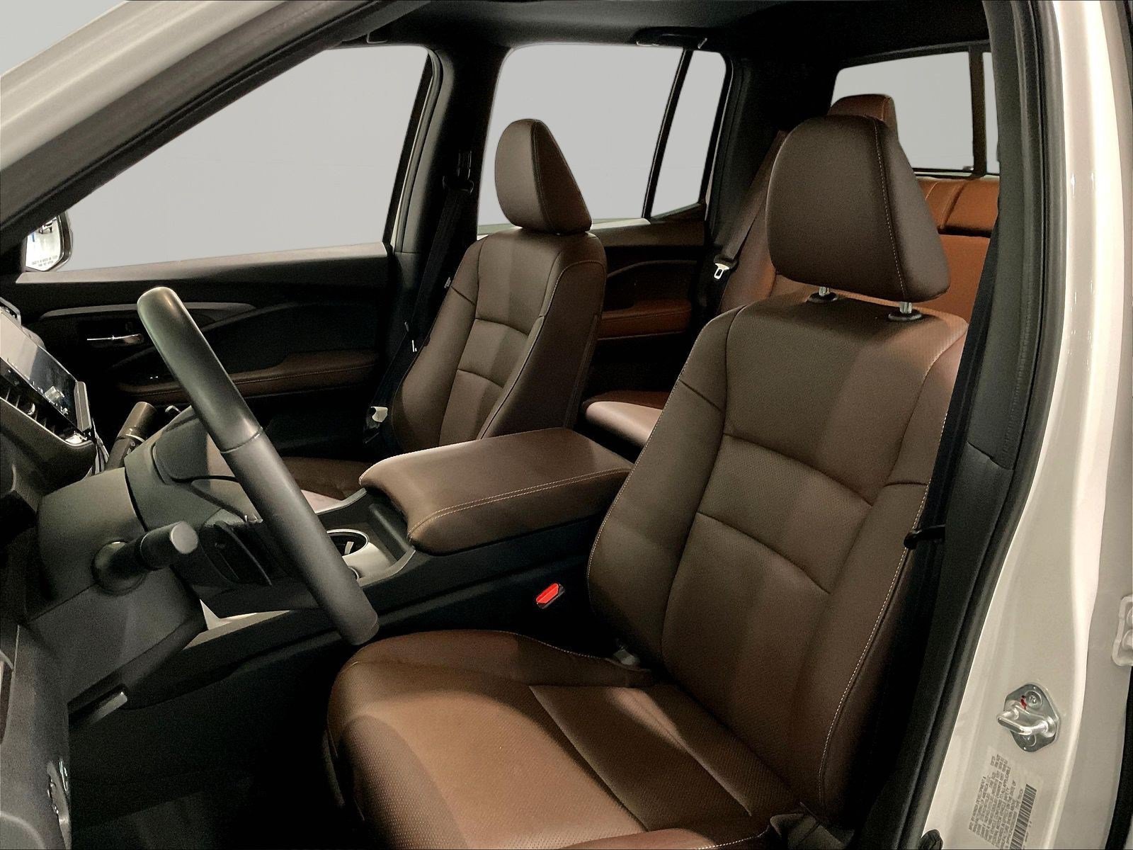 Certified 2025 Honda Ridgeline RTL+ image 22