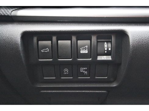 Used 2020 Subaru Forester Premium AWD/4WD image 20
