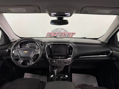 Used 2018 Chevrolet Traverse LT AWD/4WD image 11