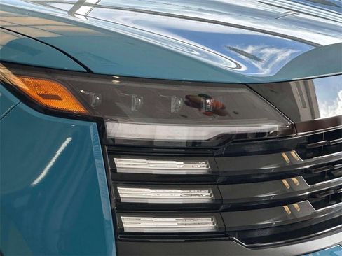 New 2026 Nissan Kicks SR w/ SR Premium Package image 8