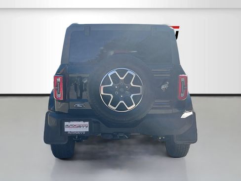 Used 2024 Ford Bronco Outer Banks image 6