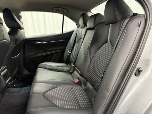 Used 2023 Toyota Camry SE image 21