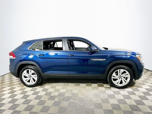 Used 2022 Volkswagen Atlas Cross Sport SE AWD/4WD image 2