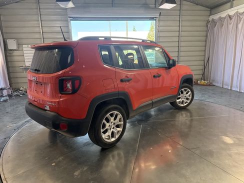 Used 2018 Jeep Renegade Sport w/ Power & Air Group image 5