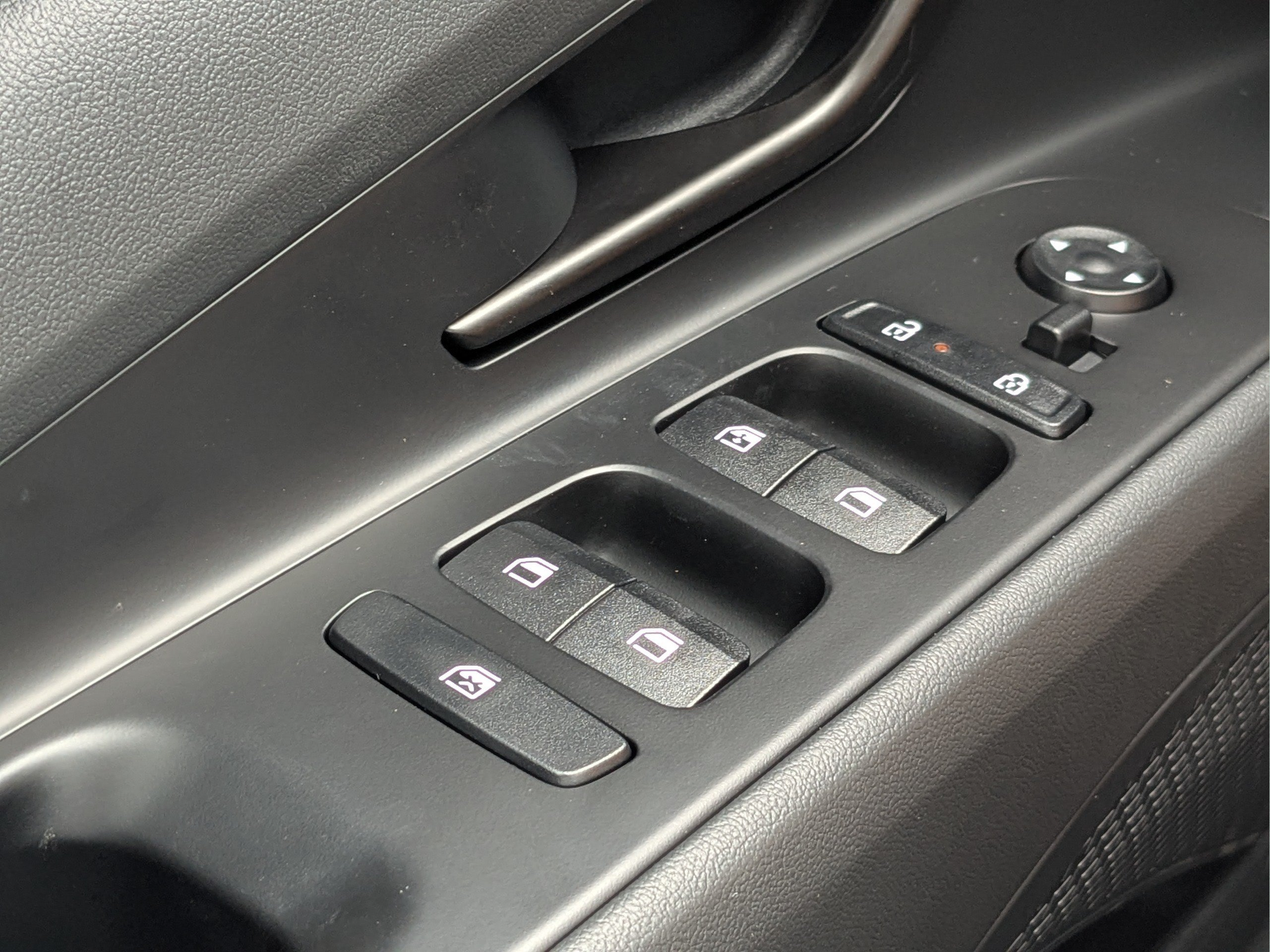 New 2026 Hyundai Elantra SEL Sport FWD image 23
