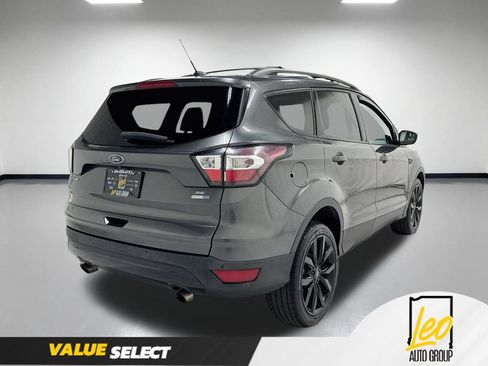 Used 2017 Ford Escape SE w/ Equipment Group 201A AWD/4WD image 7