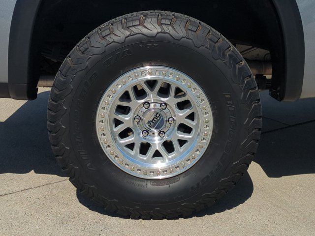 Used 2023 Chevrolet Silverado 1500 ZR2 w/ Technology Package AWD/4WD image 25