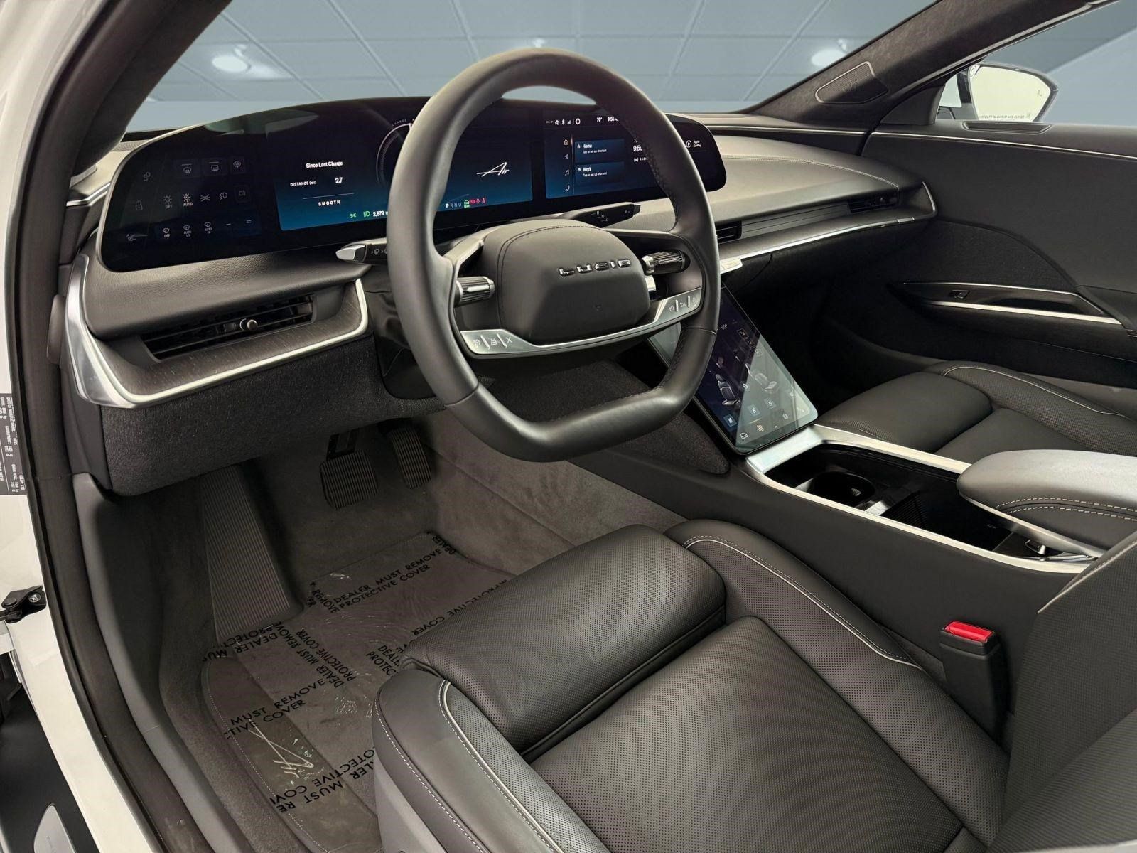 Used 2025 Lucid Air Touring AWD/4WD image 4