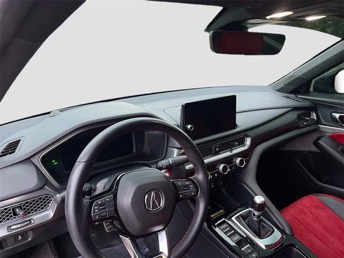 Used 2023 Acura Integra A-Spec image 9