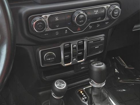 Used 2020 Jeep Wrangler Unlimited Sport S AWD/4WD image 20