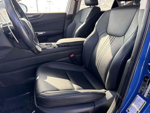 Certified 2025 Lexus NX 250 FWD w/ Accessory Package (Z2) image 11