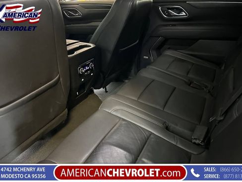 Used 2023 Chevrolet Suburban LT AWD/4WD image 15