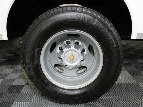 Used 2024 Chevrolet Silverado 3500 W/T w/ WT Convenience Package image 12