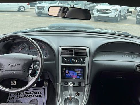 Used 2004 Ford Mustang Coupe image 13