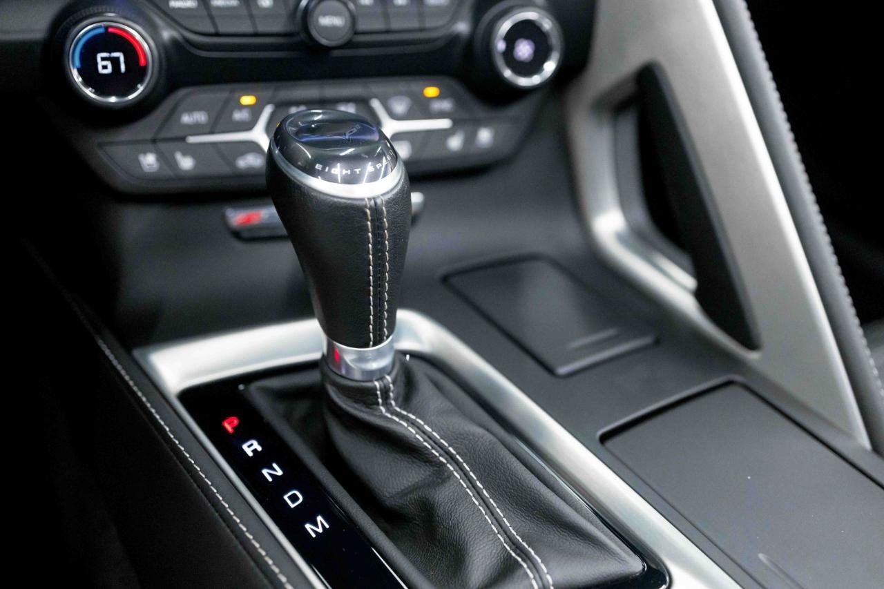 Used 2016 Chevrolet Corvette Z06 w/ 3LZ Preferred Equipment Group RWD image 63